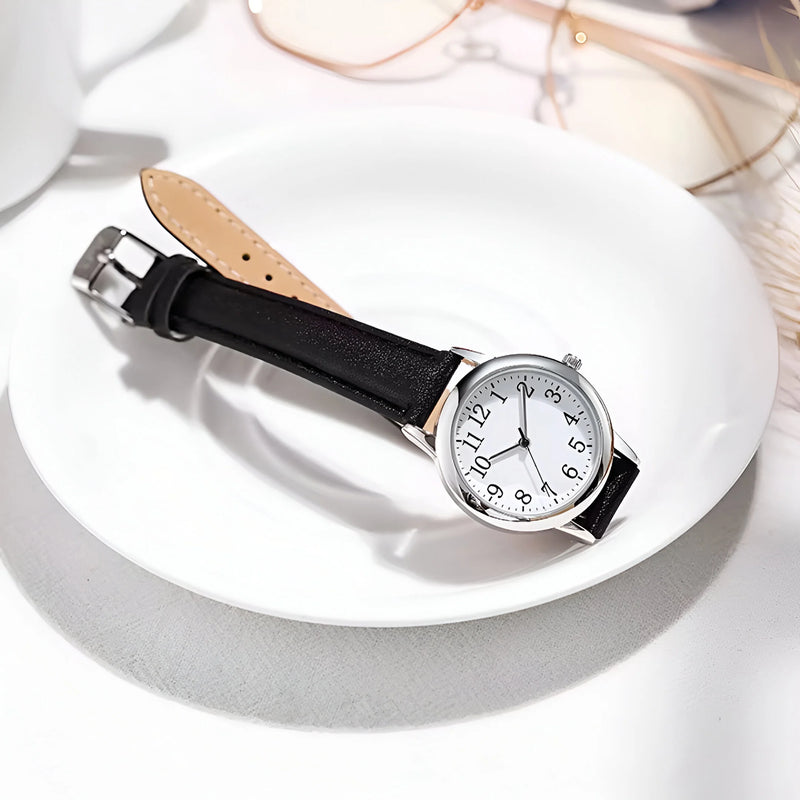 Women's Quartz Watch With Leather Strap