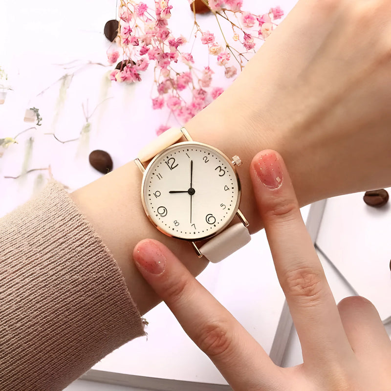 Stylish Women's Quartz Wristwatch