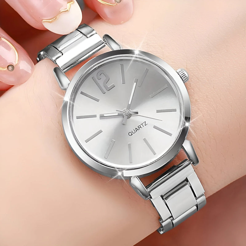 Women's Quartz Movement Alloy Watch